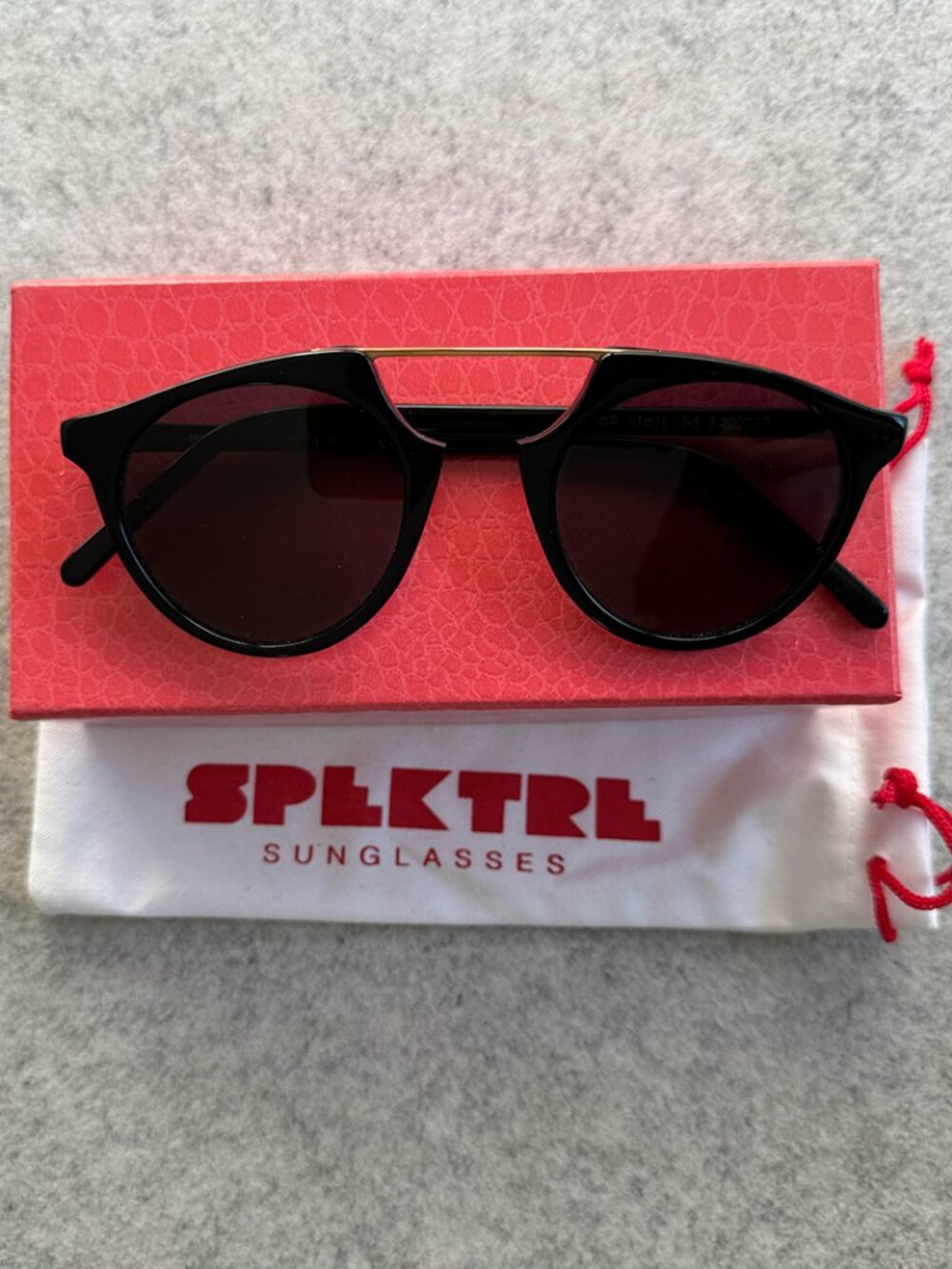 Spektre Bel Air Sunglasses
